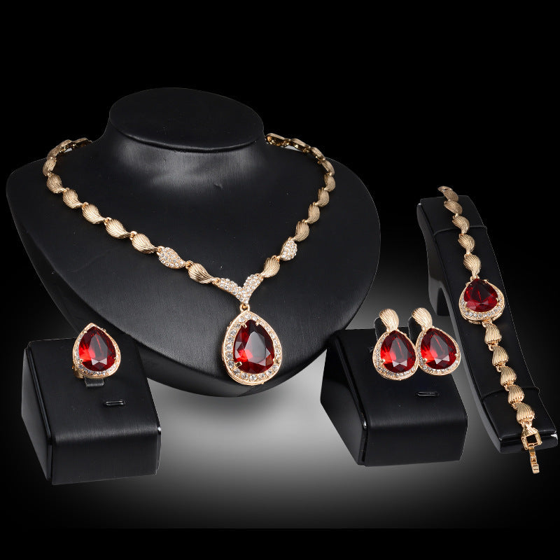 Conjunto de joyería nupcial india de oro